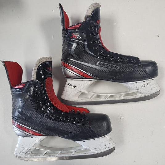 Used Bauer Vapor X2.5 Hockey Skates - Size 8