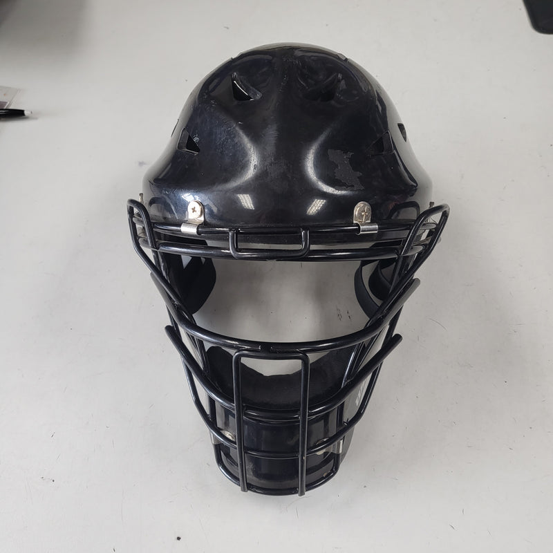Load image into Gallery viewer, Used Wilson WTA558000 Small Catchers Helmet Black 6"-7"
