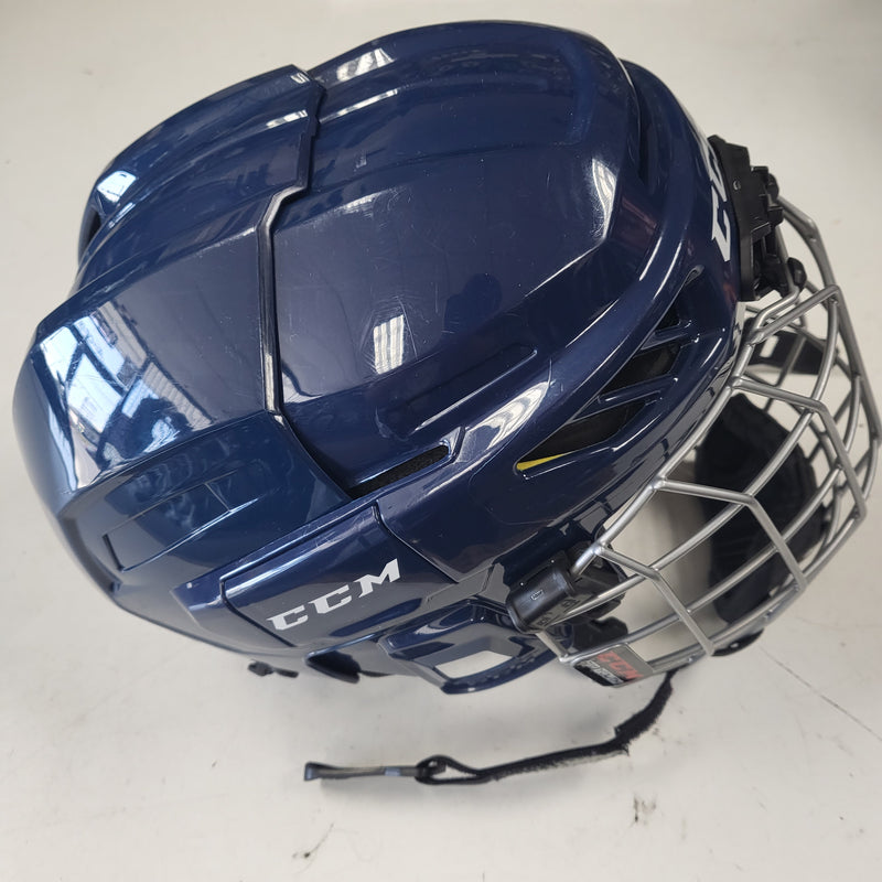 Load image into Gallery viewer, Used CCM FitLite 3DS Hockey Helmet
