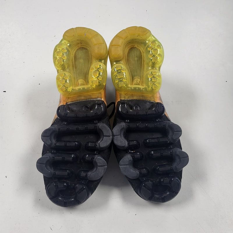 Load image into Gallery viewer, Used Nike Vapormax 2019 Size 6Y Running Shoes
