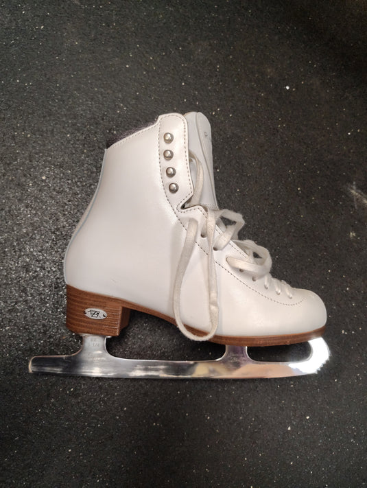 Used Riedell 133 Diamond Figure Skates Size 4