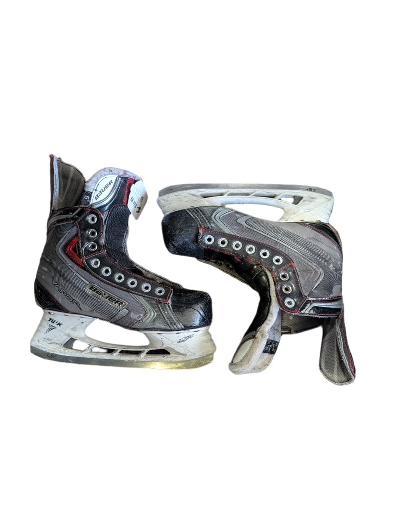 Load image into Gallery viewer, Used Bauer Vapor X-Shift Size 5 D Ice Hockey Skates

