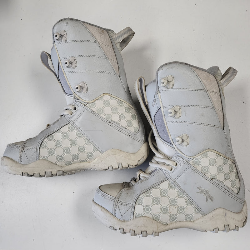 Load image into Gallery viewer, Used Lamar Snowboarding Boots - Size: Women's 6
