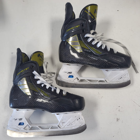 Used True Catalyst CAT9 Hockey Skates