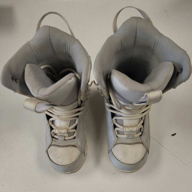 Load image into Gallery viewer, Used Lamar Snowboarding Boots - Size: Women's 6
