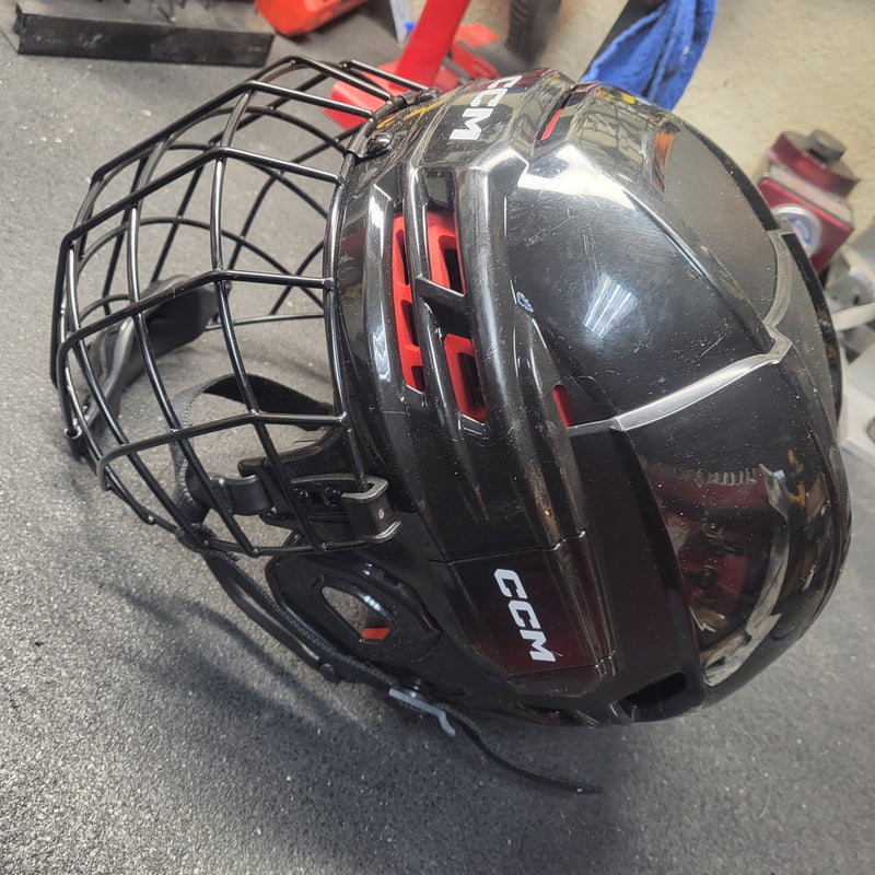 Load image into Gallery viewer, Used CCM Tacks 70 Hockey Helmet Combo Large
