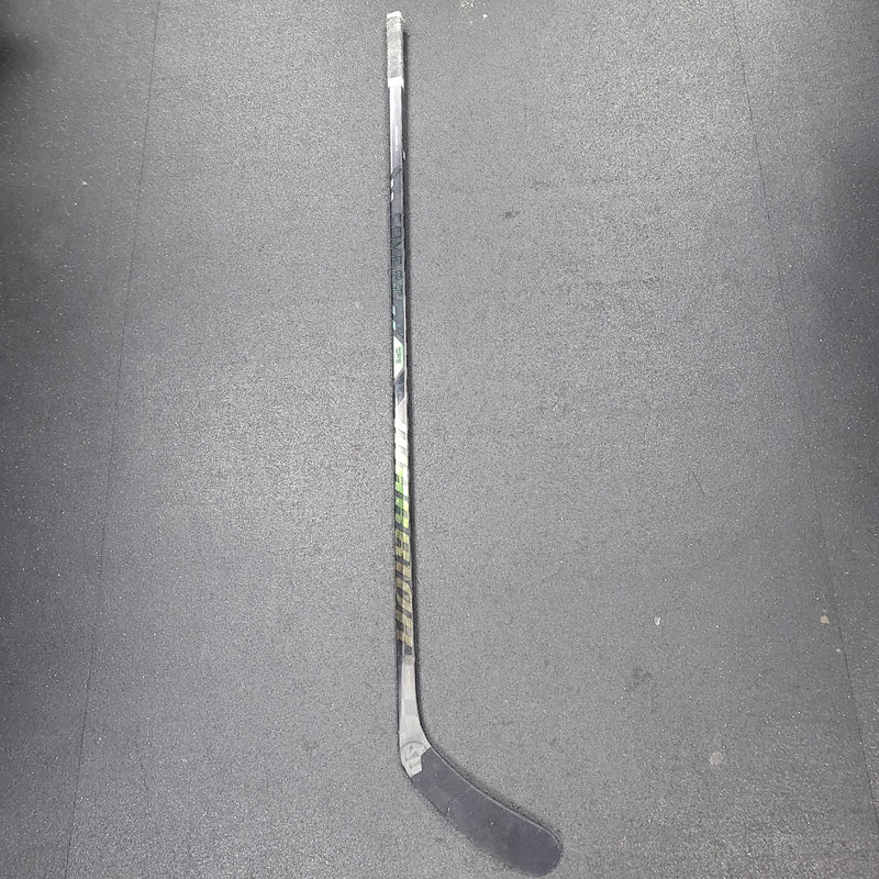 Load image into Gallery viewer, Used Warrior Covert QR6 Pro (70 flex) Hockey Stick
