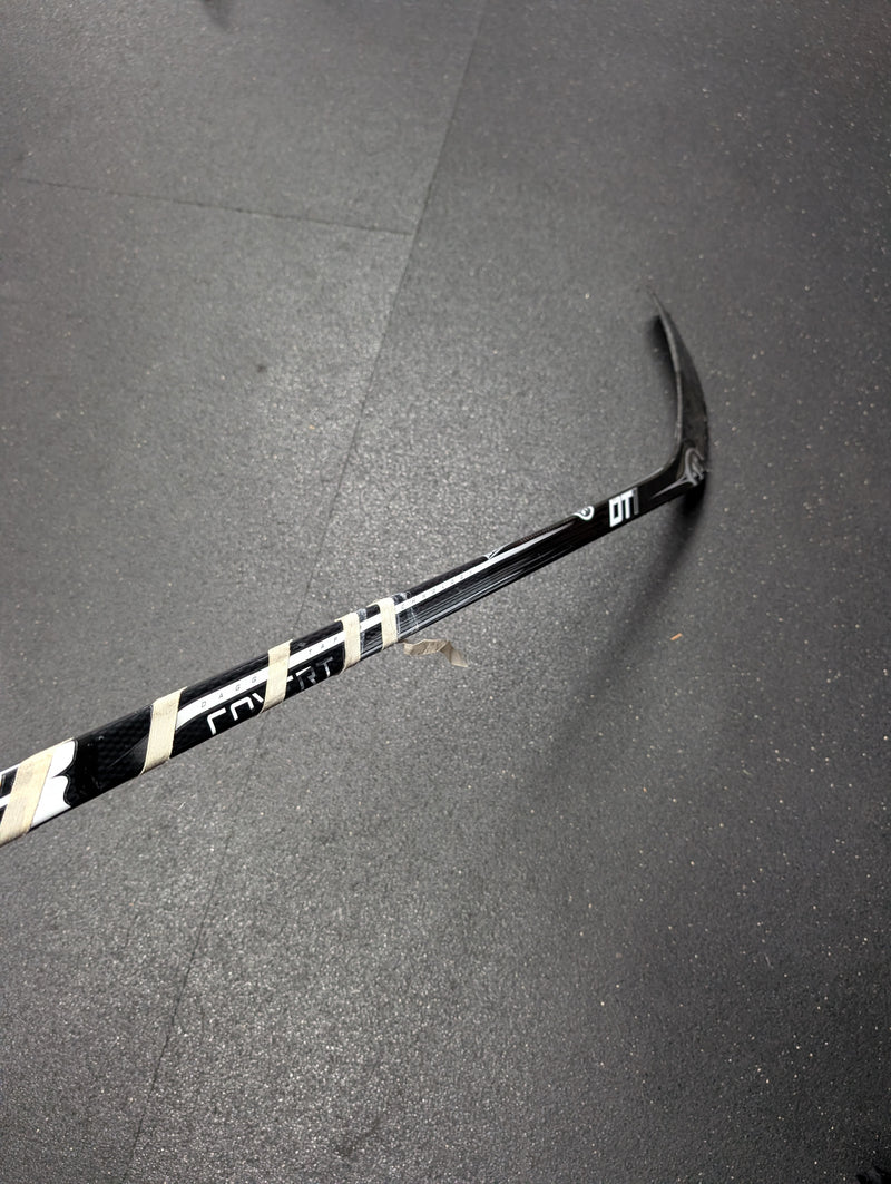 Load image into Gallery viewer, Used Warrior Covert DT1 Sr. Hockey Stick
