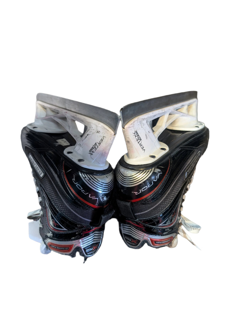 Load image into Gallery viewer, Used Bauer Vapor X700 Int. Goalie Skates
