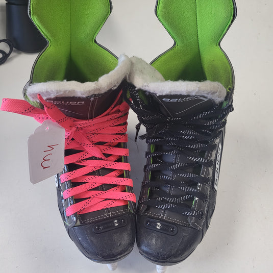 Used Bauer XLS Hockey Skates Size 6