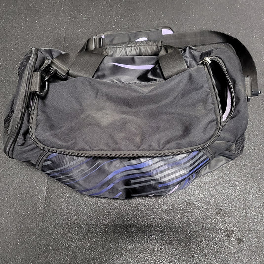 Used Nike Duffel Bag - 20"