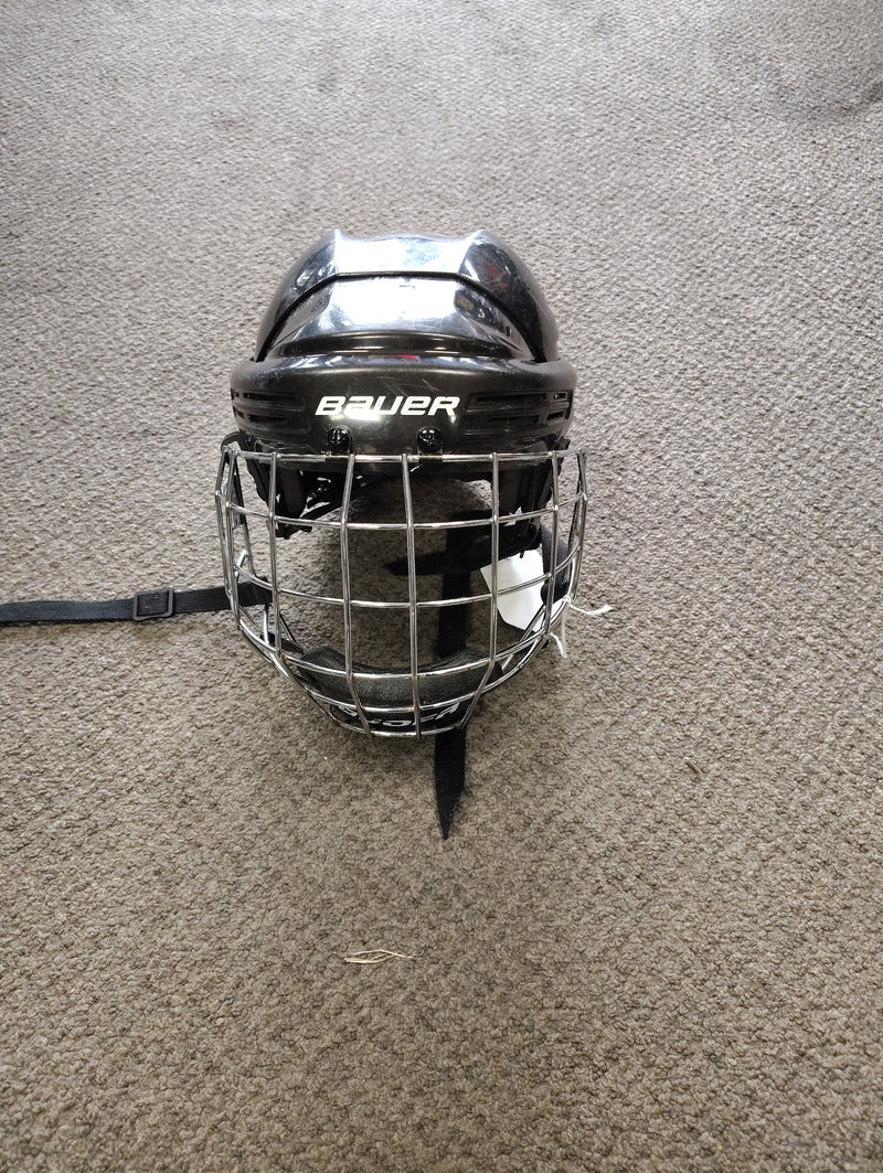 Load image into Gallery viewer, Used Bauer BHH2100 Hockey Helmet
