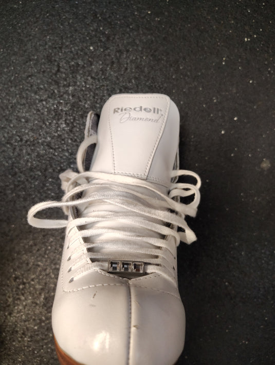 Used Riedell 133 Diamond Figure Skates Size 4