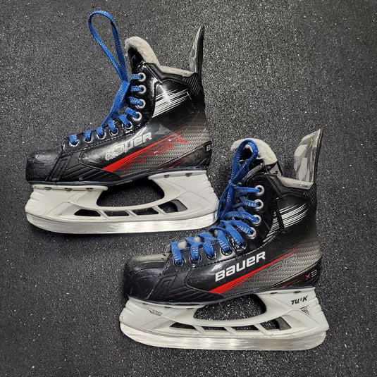 Used Bauer X3 Hockey Skates - Size 4