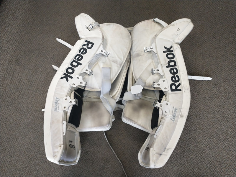 Load image into Gallery viewer, Used Reebok Premier XLT 33+1&quot; Goalie Leg Pads
