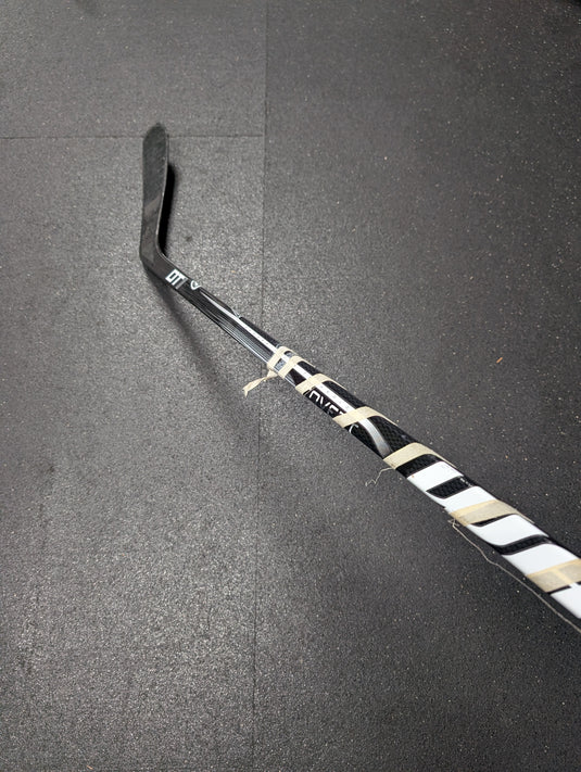 Used Warrior Covert DT1 Sr. Hockey Stick