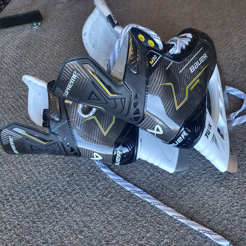 Load image into Gallery viewer, Slightly Used Bauer Supreme M30 Size (10/EE) Hockey Skates

