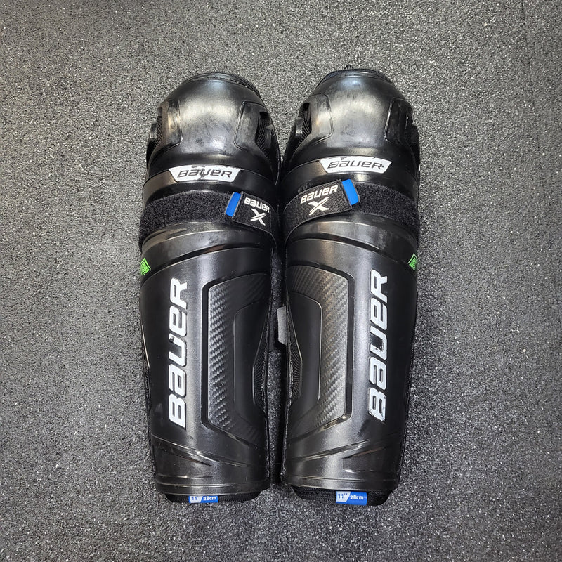 Load image into Gallery viewer, Used Bauer X Shin Pads - 11"
