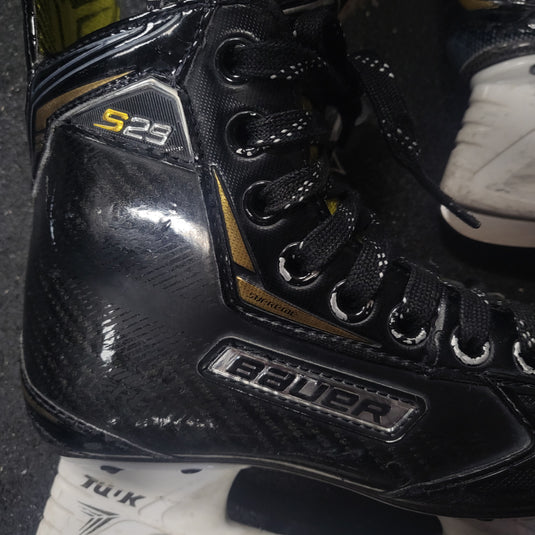 Used Bauer Supreme Skates S29 Size 2.5
