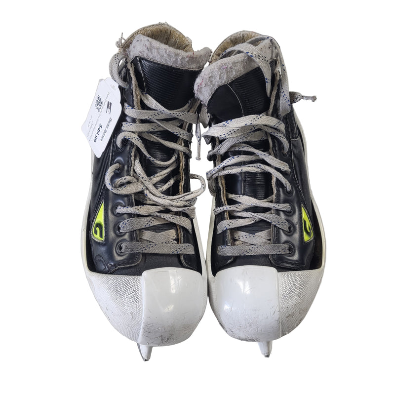 Load image into Gallery viewer, Used Graf Goaler Pro Goalie Skates Size 6
