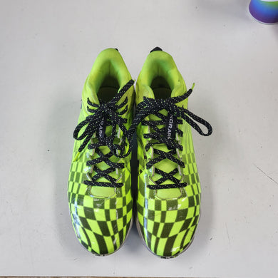 Used Under Armour Spotlight Select 3 Size 6 Youth Cleats