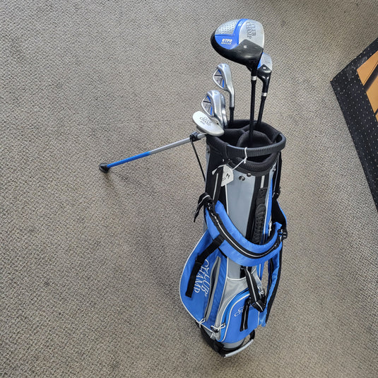 *Lightly Used* Club Champ 27" Jr. Bag /w Putter, Driver, Hybrid, S, 7, 9