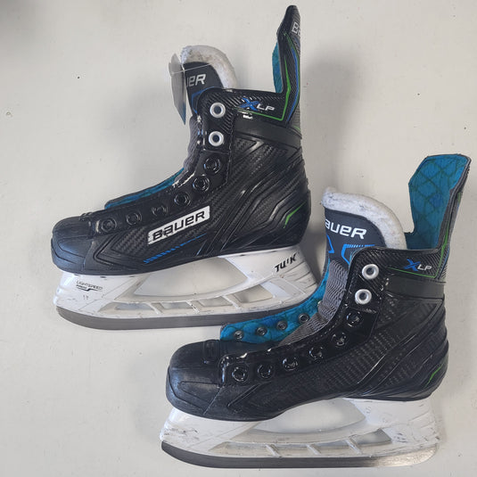 Used Bauer X-LP Hockey Skates - Size Junior 2