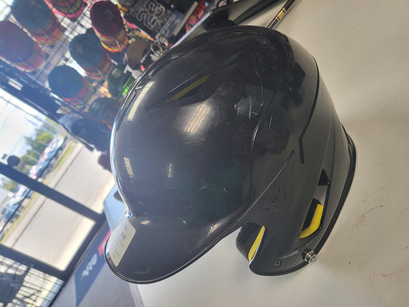 Load image into Gallery viewer, Used Under Armour UABH2-100 Batting Helmet
