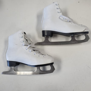 Used Winnwell Figure Skates - Size: 3