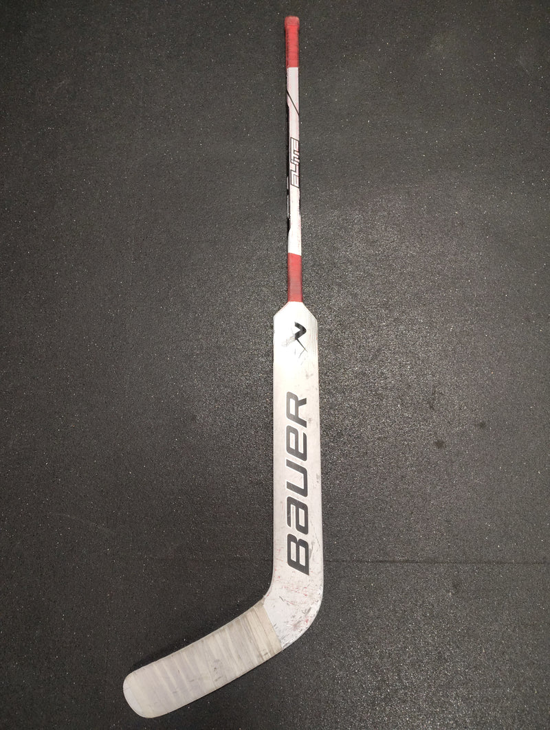 Load image into Gallery viewer, Used Bauer Elite Jr Hockey Goalie Stick - Size: 21" P31 Round Toe
