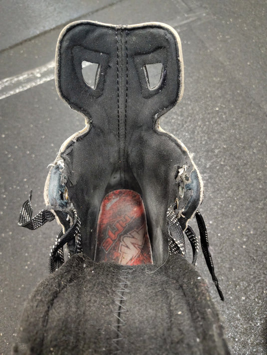 Used Mission Nine 1 Hockey Skates Size 4.5