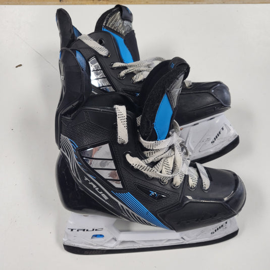 Used True TF7 Ice Skates Size 3.5