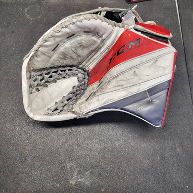 Used CCM E-Flex 5 Senior Hockey Goalie Glove
