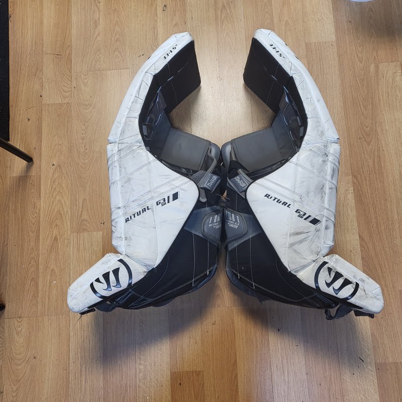 Load image into Gallery viewer, Used Warrior Ritual G3 33+1.5&quot; Hockey Goalie Leg Pads
