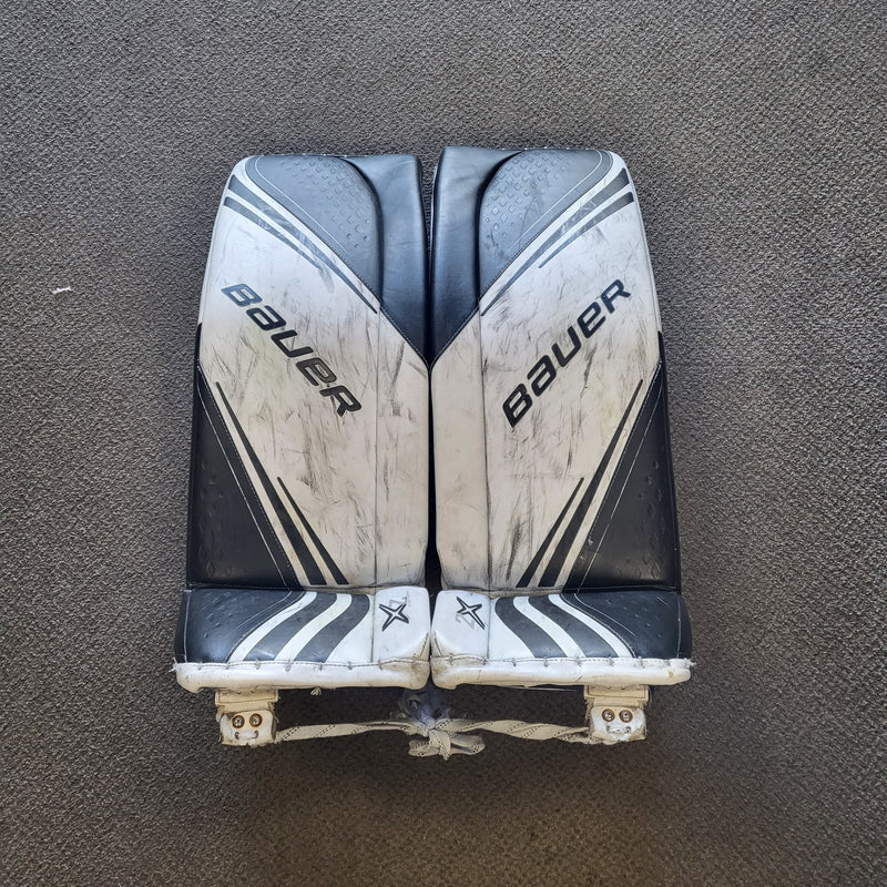 Load image into Gallery viewer, Used Bauer Vapor 2X Goalie Leg Pads Sr Medium
