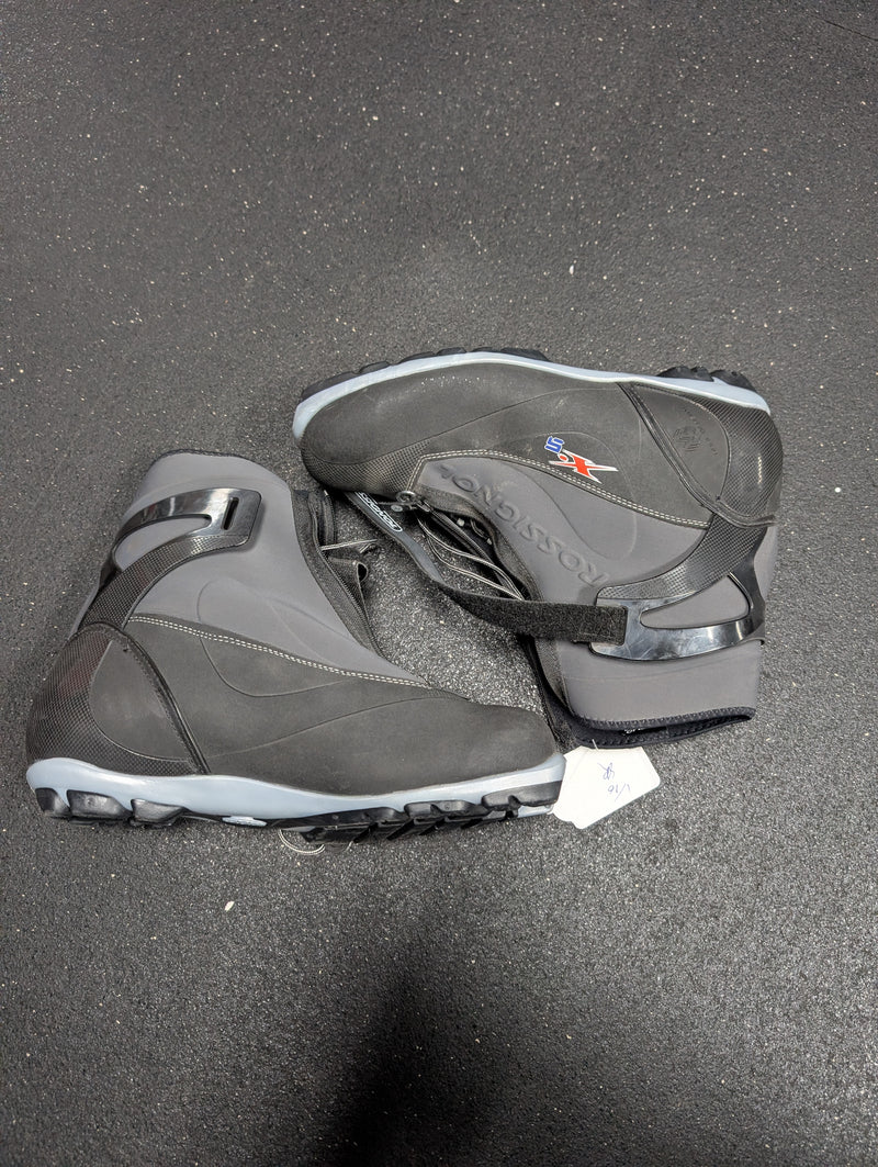 Load image into Gallery viewer, Rossignol X-s 1000 Black Adult Size Specific 10.5 Used Cross Country Boots
