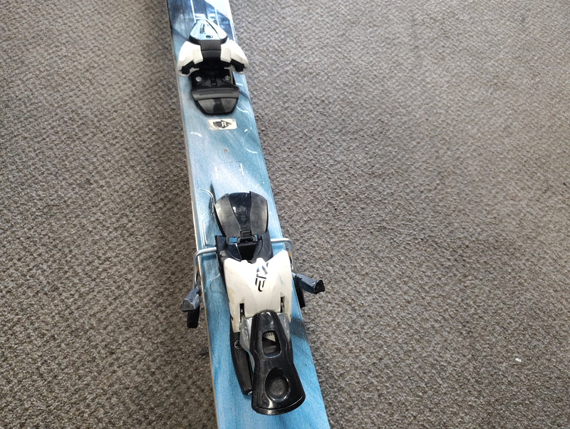 Load image into Gallery viewer, Used Line Prophet 90 (2012) Model Skis Wth Salomon Bindings Z12
