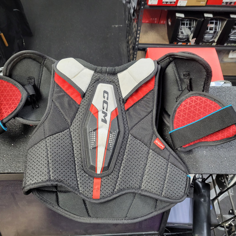 Load image into Gallery viewer, Used CCM Hockey FT 680 Hockey Shoulder Pads
