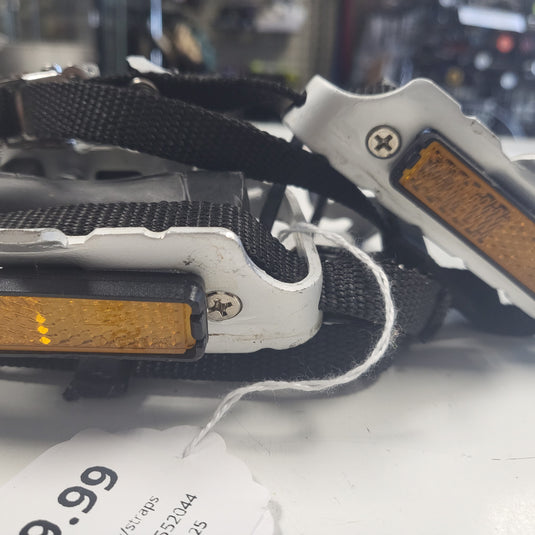 Used Wellgo Bike Pedals w/straps