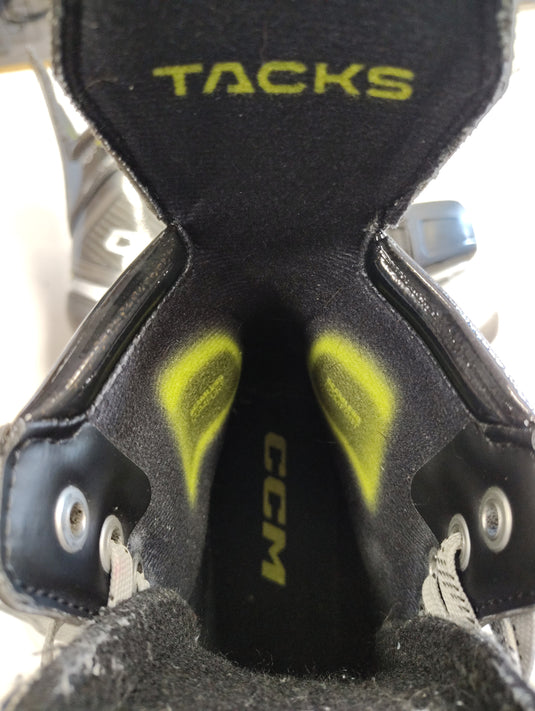 Used CCM Tacks XF 70 Hockey Skates Size 3