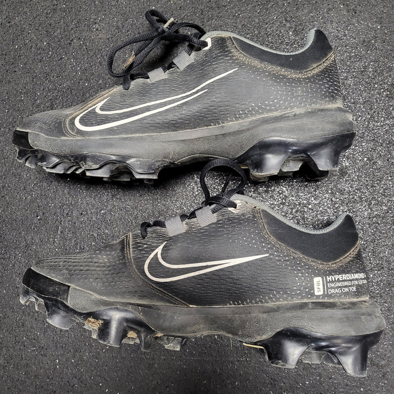Load image into Gallery viewer, Used Nike Hyperdiamond 4 Softball Cleats - Size: 9

