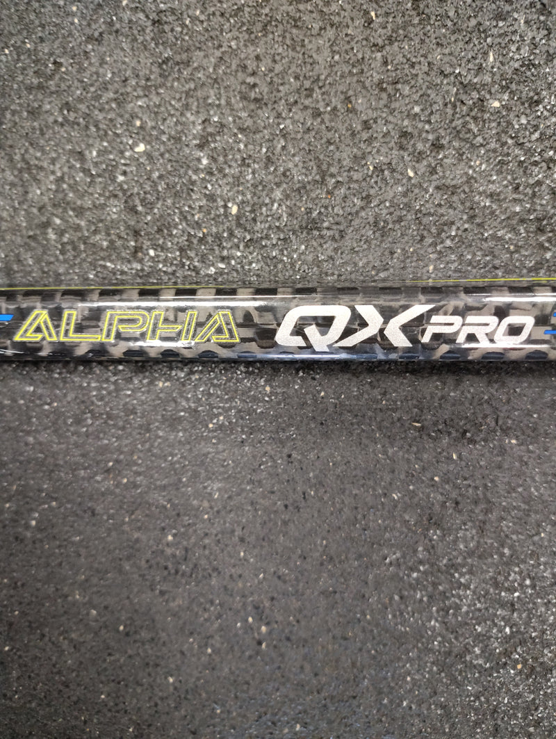 Load image into Gallery viewer, Used Warrior Alpha QX Pro Hockey Stick - 75 Flex/W01 Curve

