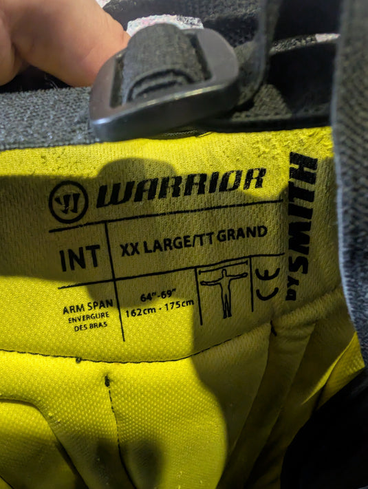 Used Warrior R/GT Intermediate 2XL Hockey Goalie Chest Protector