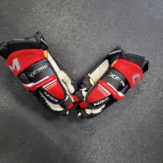 Slightly Used CCM XF Pro W Pro FlexThumb Hockey Gloves 15"