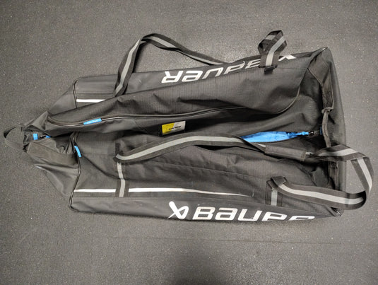 Used Bauer Hockey Roller Bag - Size: 40"x20"