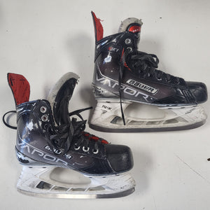 Used Bauer Vapor X3.7 Hockey Skates - Size: 4.5D