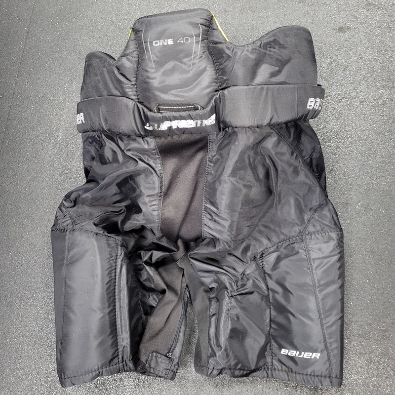 Load image into Gallery viewer, Used Bauer Supreme One 40 Hockey Pants - Size: Sr Large
