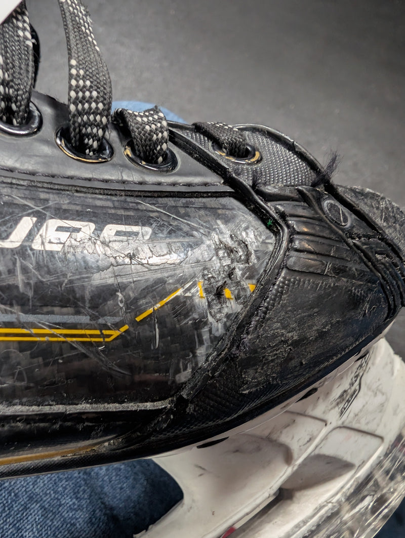 Load image into Gallery viewer, Used Bauer Supreme M5 Pro Intermediate Size 5 Fit 3 Hockey Skates
