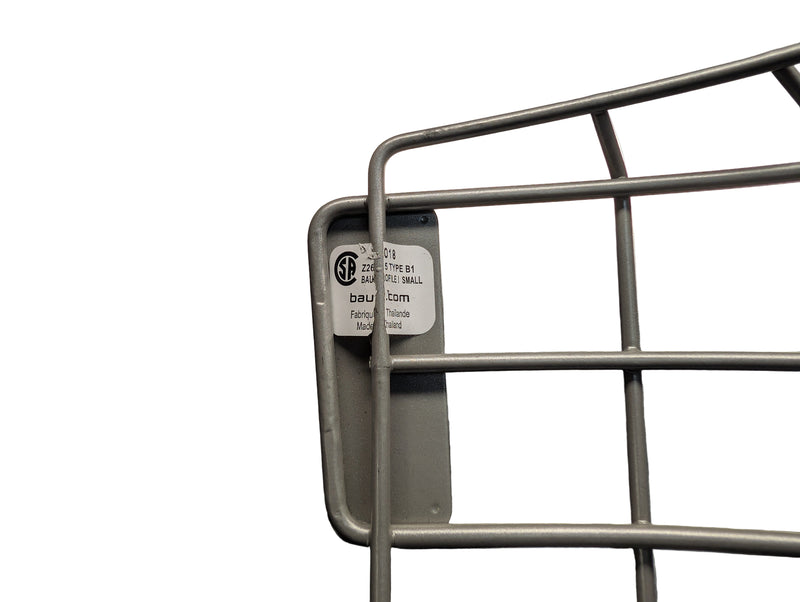 Load image into Gallery viewer, Used Bauer Profile 1 cage size S
