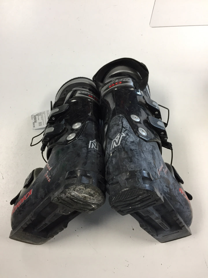 Load image into Gallery viewer, Nordica Grand Prix 80 Black Size 26 Used Downhill Ski Boots
